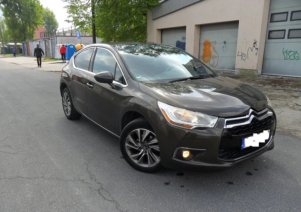 Citroen DS4 cena 28900 przebieg: 180000, rok produkcji 2012 z Kutno małe 121